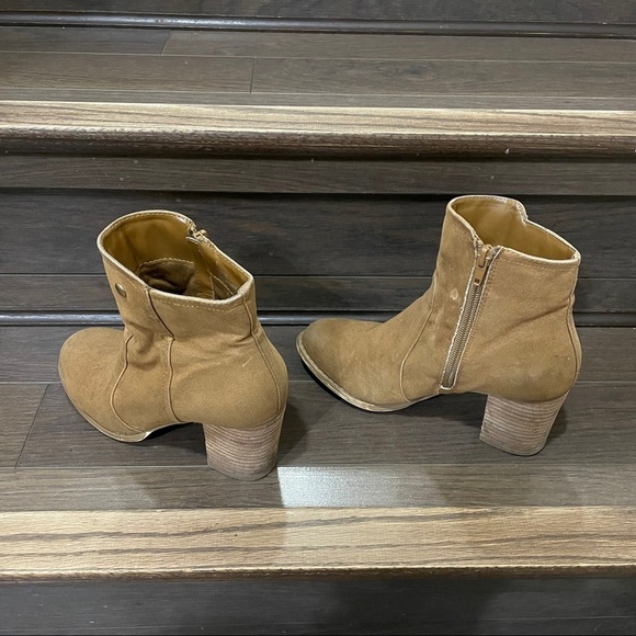 Expression Ankle Boots Women’s Size 6 - Picture 6 of 8